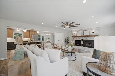 Photo for 3132 Benefit RD