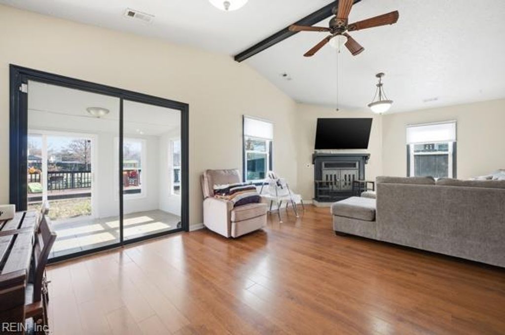 Photo of 21 Sanlun Lakes Drive, Hampton, VA 23666 (MLS # 10620062)