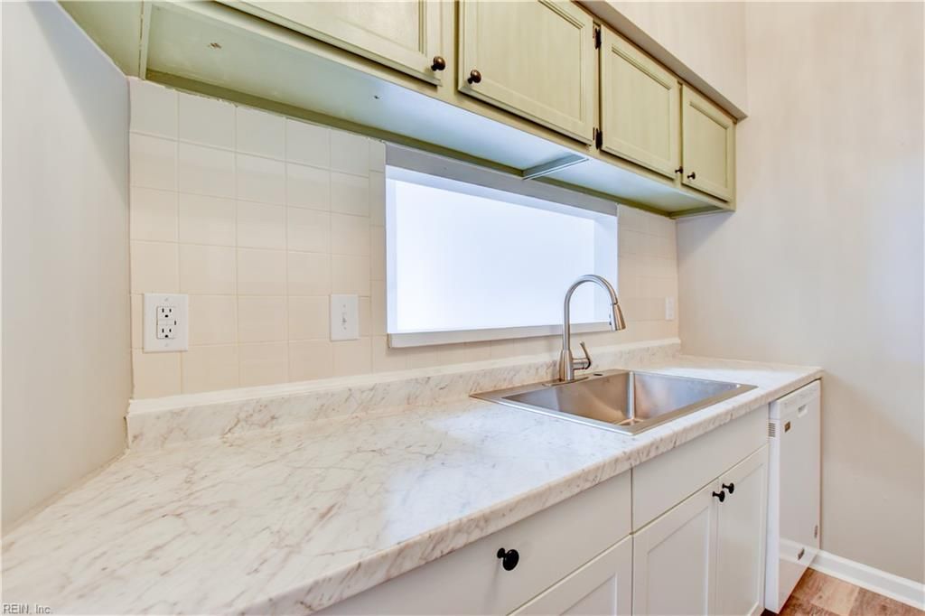 Photo of 657 Biltmore Drive, Virginia Beach, VA 23454 (MLS # 10607760)