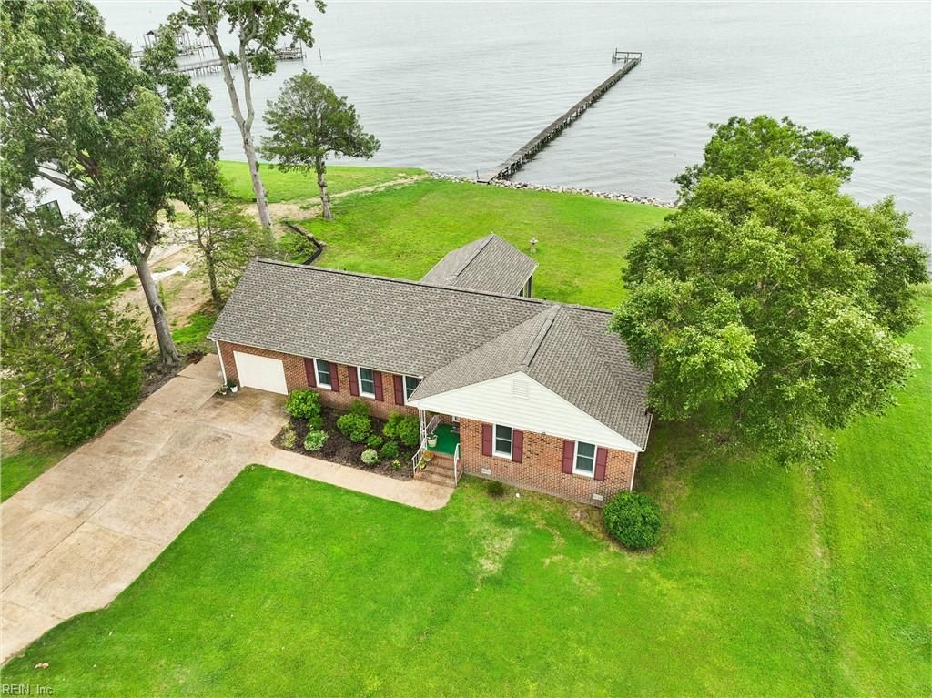 Photo of 8950 Cook Drive, Hayes, VA 23072 (MLS # 10624921)