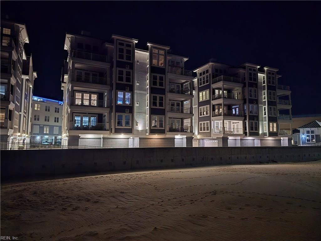 Photo of 2309 Point Chesapeake Quay #5021, Virginia Beach, VA 23451 (MLS # 10634284)