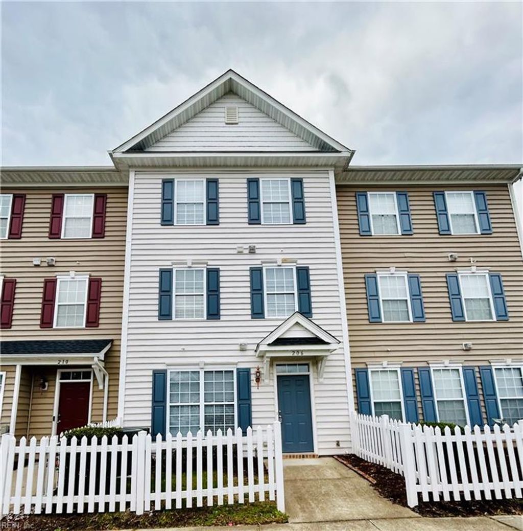Photo of 206 Teton Circle #Circle, Suffolk, VA 23435 (MLS # 10615780)