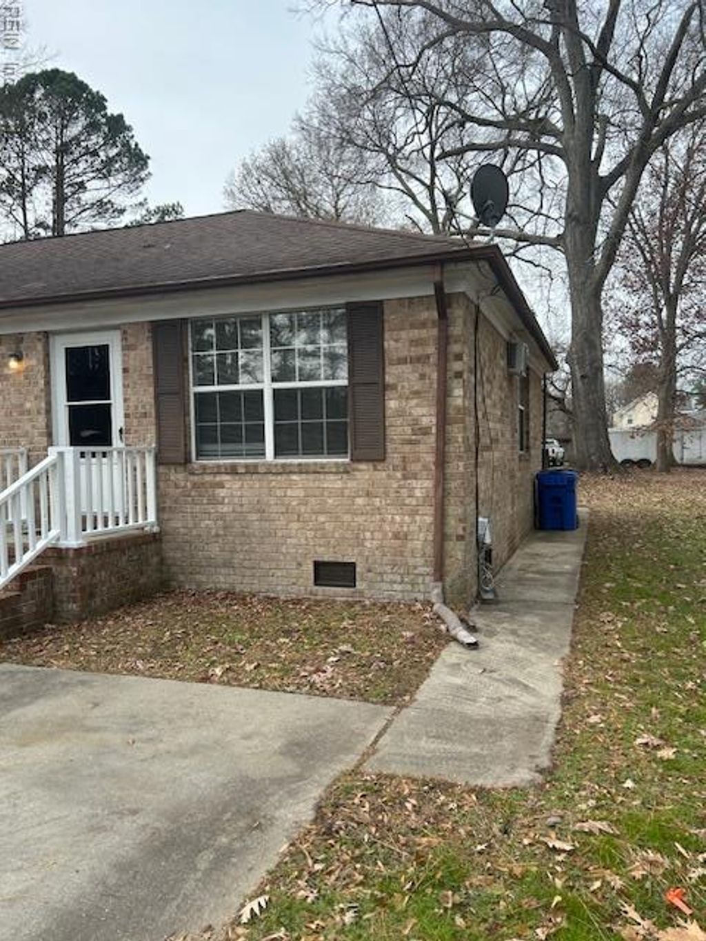 Photo of 3552 Tyre Neck Road #B, Portsmouth, VA 23703 (MLS # 10613929)