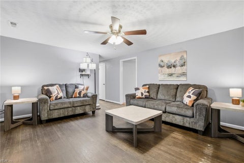 Photo for 512 Rosewood TER