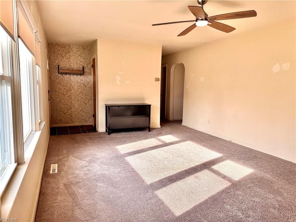 Photo of 412 Lord North Road, Virginia Beach, VA 23462 (MLS # 10627139)