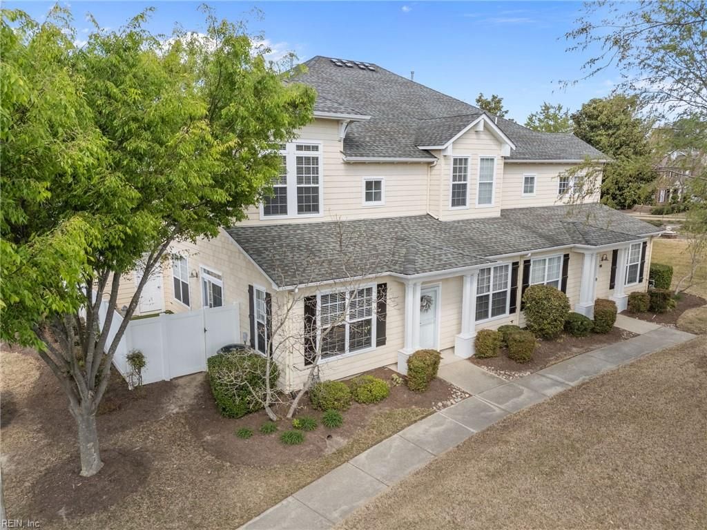 Photo of 1040 Grace Hill Drive, Virginia Beach, VA 23455 (MLS # 10628377)