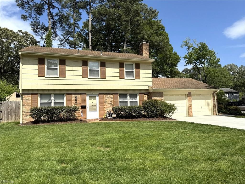 Photo of 752 Fox Run Road, Virginia Beach, VA 23452 (MLS # 10631322)