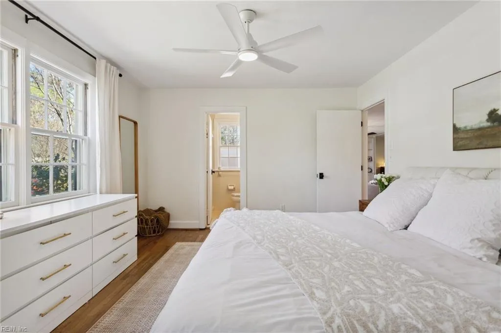 Virginia Beach, Virginia 23452, United States, 4 Bedrooms Bedrooms, ,2 BathroomsBathrooms,Residential,Active,97704