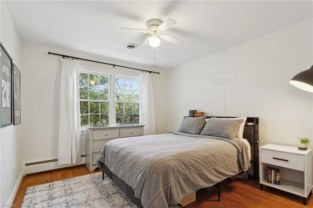 Virginia Beach, Virginia 23452, United States, 4 Bedrooms Bedrooms, ,2 BathroomsBathrooms,Residential,Active,97704