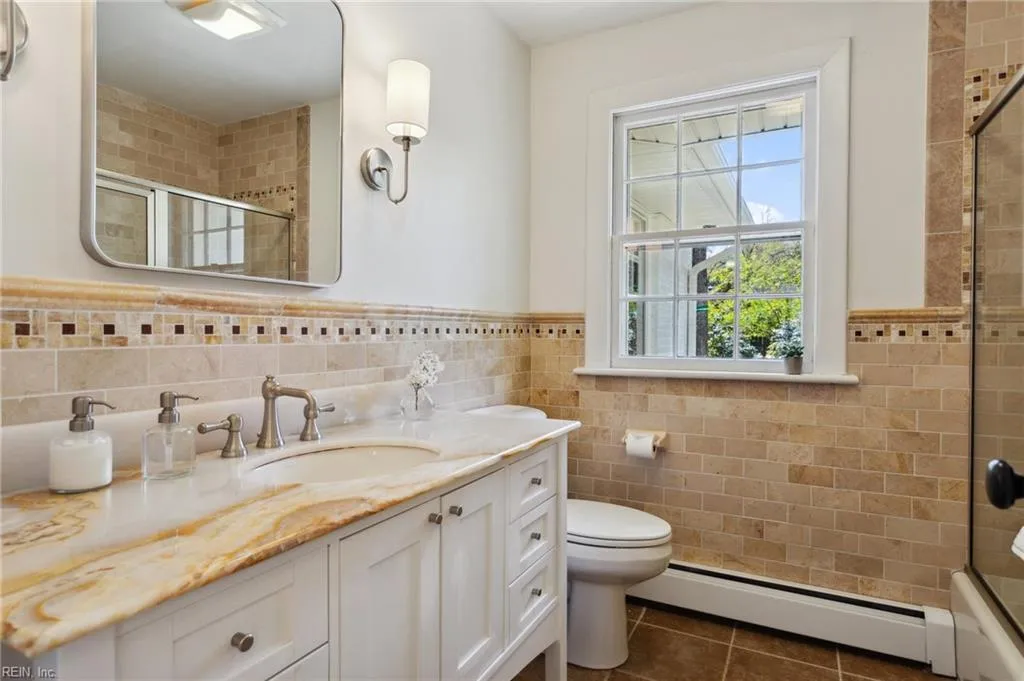 Virginia Beach, Virginia 23452, United States, 4 Bedrooms Bedrooms, ,2 BathroomsBathrooms,Residential,Active,97704