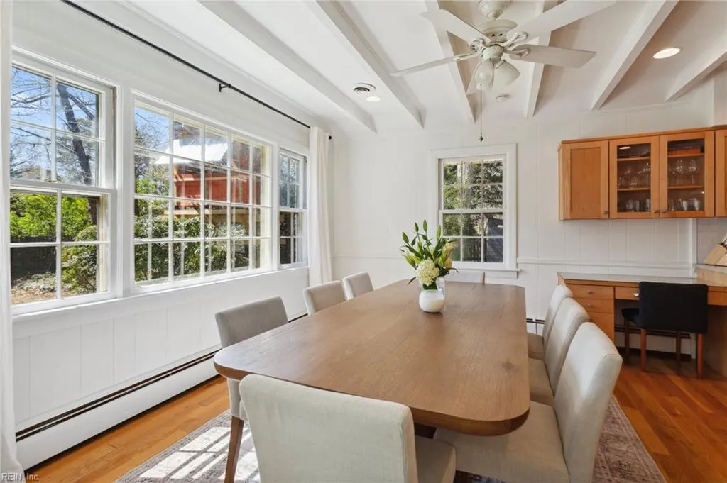 Virginia Beach, Virginia 23452, United States, 4 Bedrooms Bedrooms, ,2 BathroomsBathrooms,Residential,Active,97704