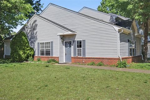 Photo of 122 Foundry Court, Yorktown, VA 23693 (MLS # 10630696)