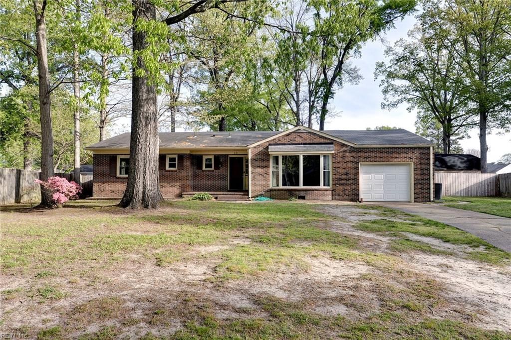 Photo of 231 Shadywood Drive, Newport News, VA 23602 (MLS # 10629559)