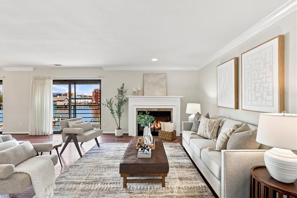 Photo of 401 College Place #20, Norfolk, VA 23510 (MLS # 10653666)