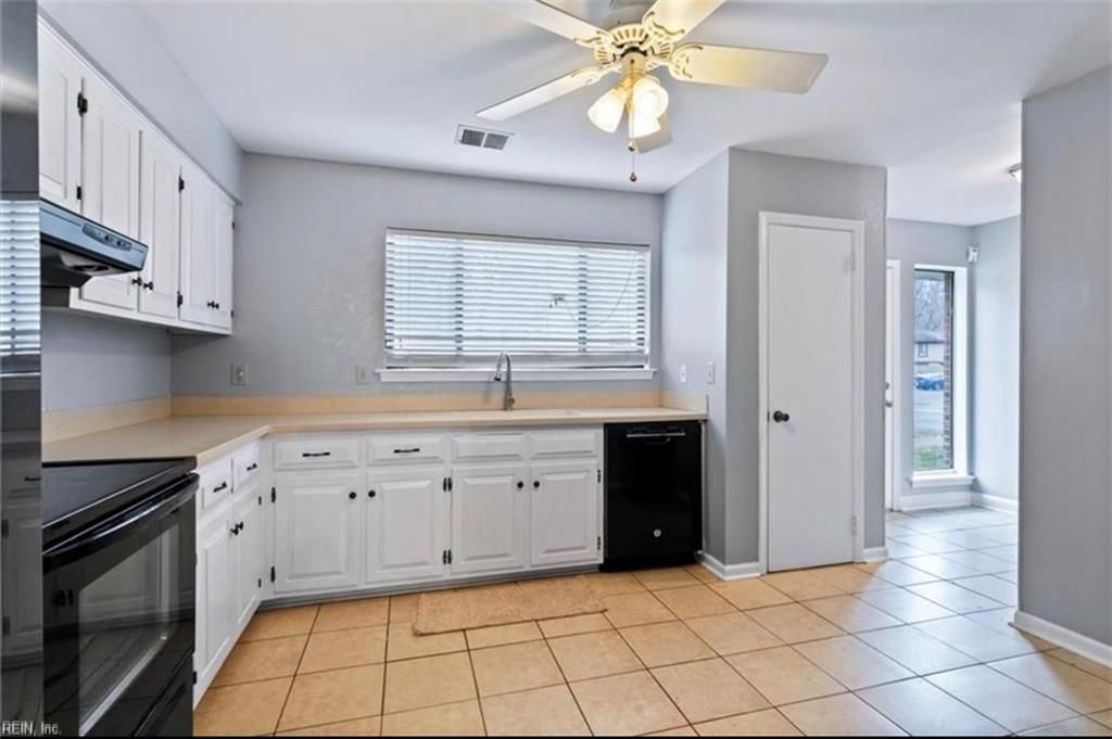 Photo of 1049 Willow Green Drive, Newport News, VA 23602 (MLS # 10632878)