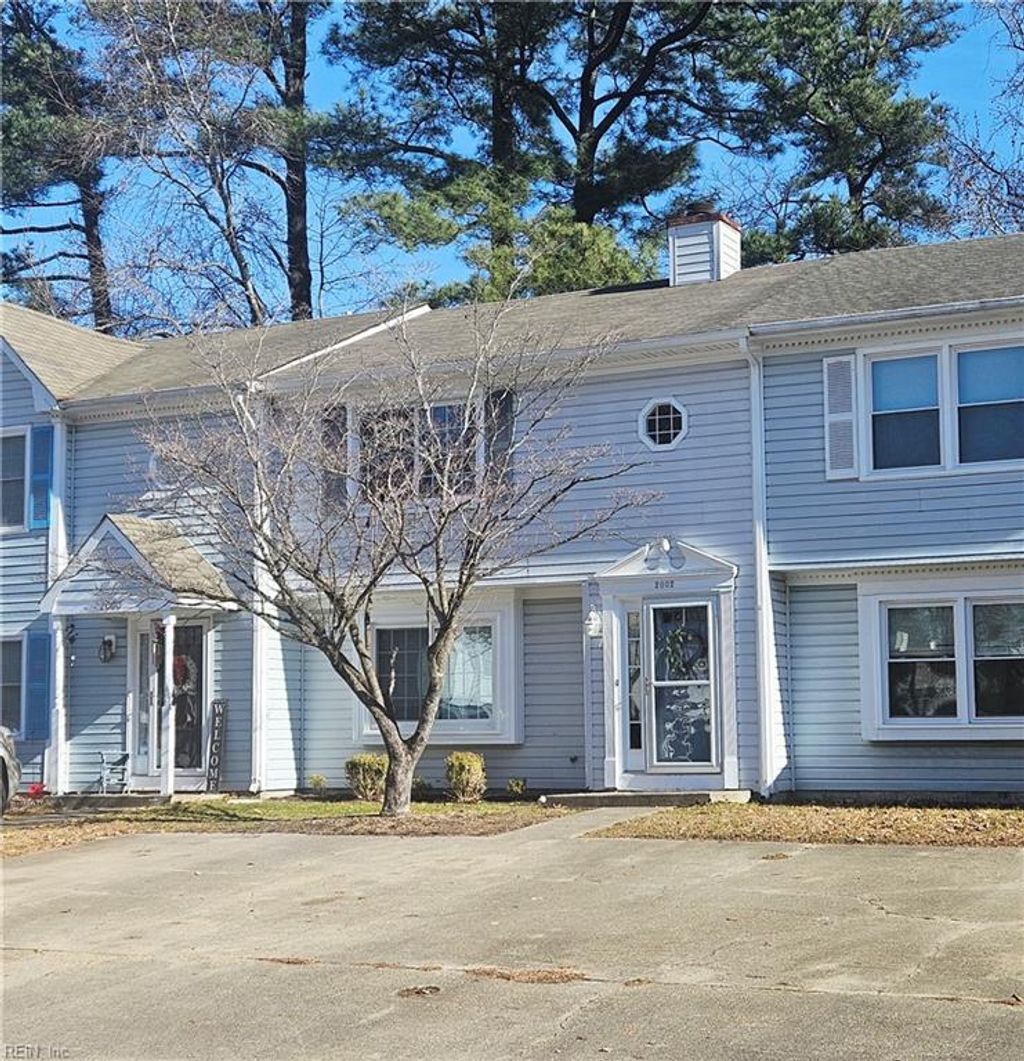 Photo of 2002 Woodgate Arch, Chesapeake, VA 23320 (MLS # 10617236)