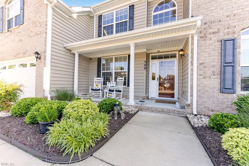 Photo of 509 Hanbury Road W, Chesapeake, VA 23322 (MLS # 10612033)