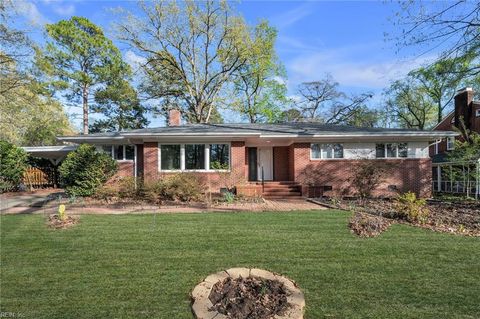 Photo of 237 James River Dr Drive, Newport News, VA 23601 (MLS # 10636531)