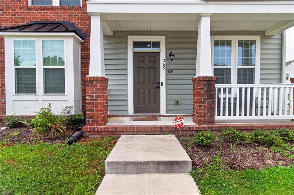 Photo of 265 Goldenstar Lane, Portsmouth, VA 23701 (MLS # 10644190)