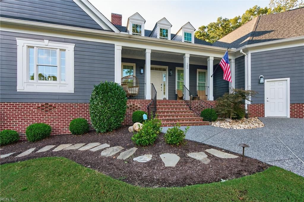 Photo of 105 N Knob Hill, Williamsburg, VA 23188 (MLS # 10623070)