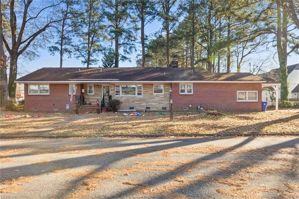 Photo of 752 Pueblo Road, Newport News, VA 23606 (MLS # 10613982)