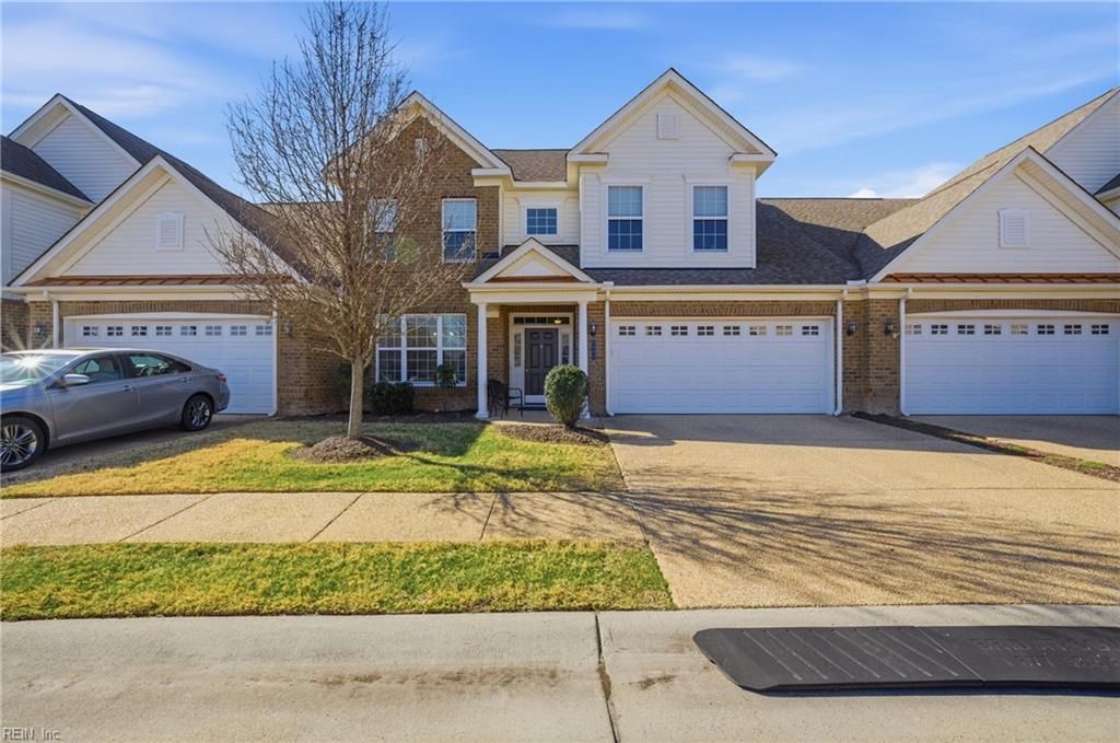 Photo of 1009 Eagle Pointe Way, Chesapeake, VA 23322 (MLS # 10618545)