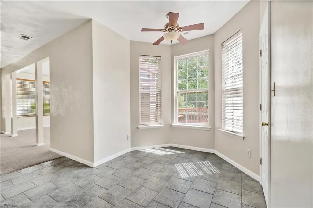 Suffolk, Virginia 23434, United States, 5 Bedrooms Bedrooms, ,3 BathroomsBathrooms,Residential,Active,112542