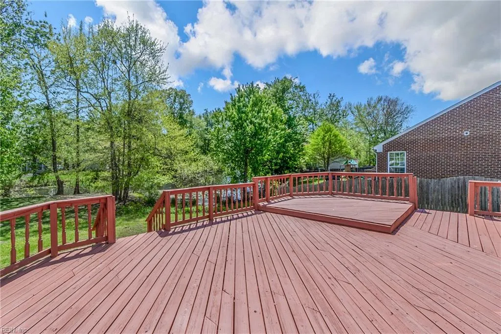 Suffolk, Virginia 23434, United States, 5 Bedrooms Bedrooms, ,3 BathroomsBathrooms,Residential,Active,112542