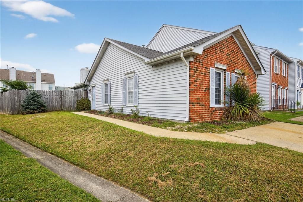 Photo of 1647 Mantane Arch, Virginia Beach, VA 23454 (MLS # 10601683)