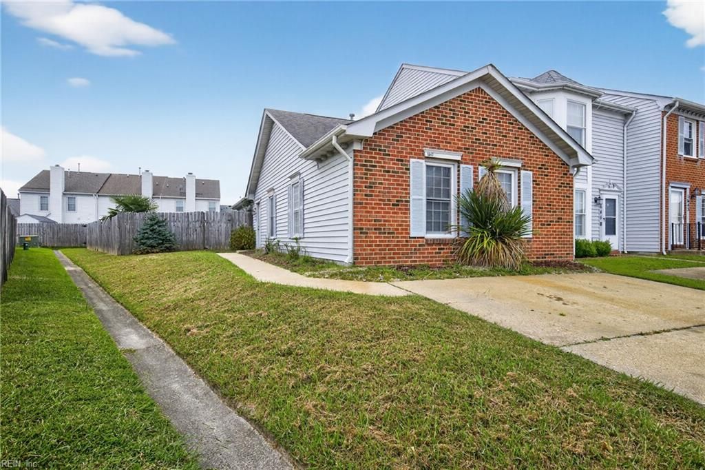 Photo of 1647 Mantane Arch, Virginia Beach, VA 23454 (MLS # 10601683)