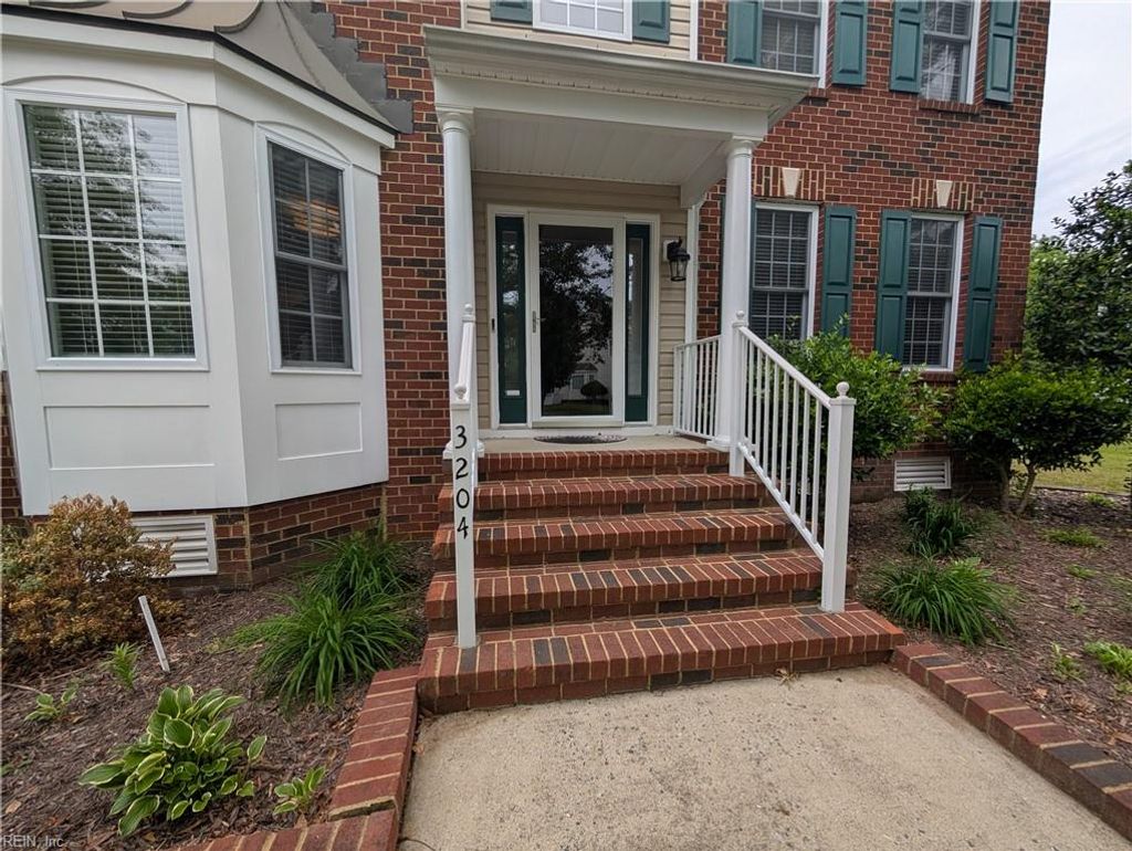 Photo of 3204 Braddock Landing Road, Chesapeake, VA 23321 (MLS # 10632890)