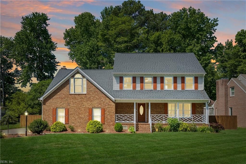 Photo of 103 Kiskiac Turn, Yorktown, VA 23693 (MLS # 10637026)