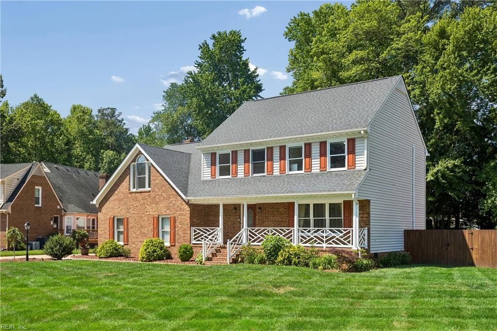 Photo of 103 Kiskiac Turn, Yorktown, VA 23693 (MLS # 10637026)