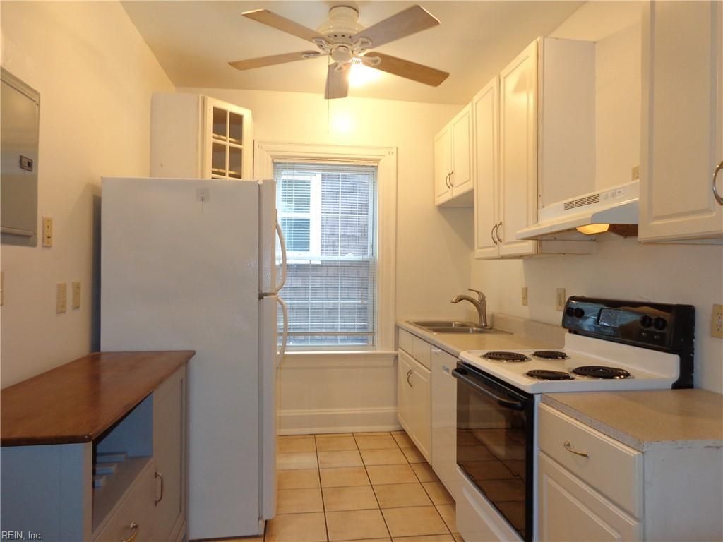 Photo of 833 Westover Avenue #3, Norfolk, VA 23507 (MLS # 10618647)