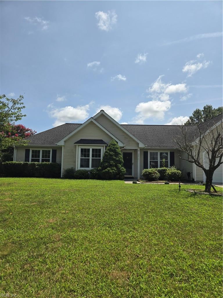 Photo of 109 Hillside Avenue, Suffolk, VA 23434 (MLS # 10646007)