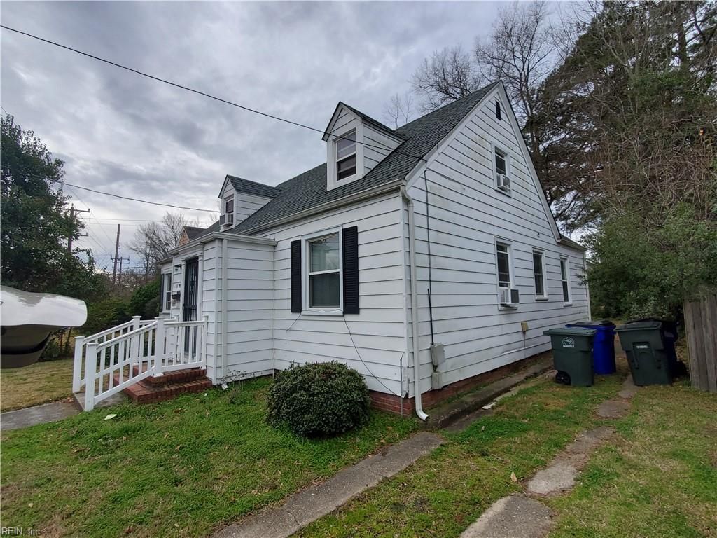 Photo of 5905 Hampton Boulevard, Norfolk, VA 23508 (MLS # 10620409)