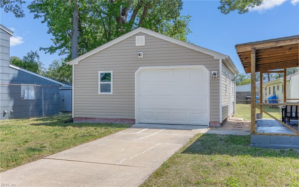 Photo of 3428 S Plaza Trail, Virginia Beach, VA 23452 (MLS # 10632030)