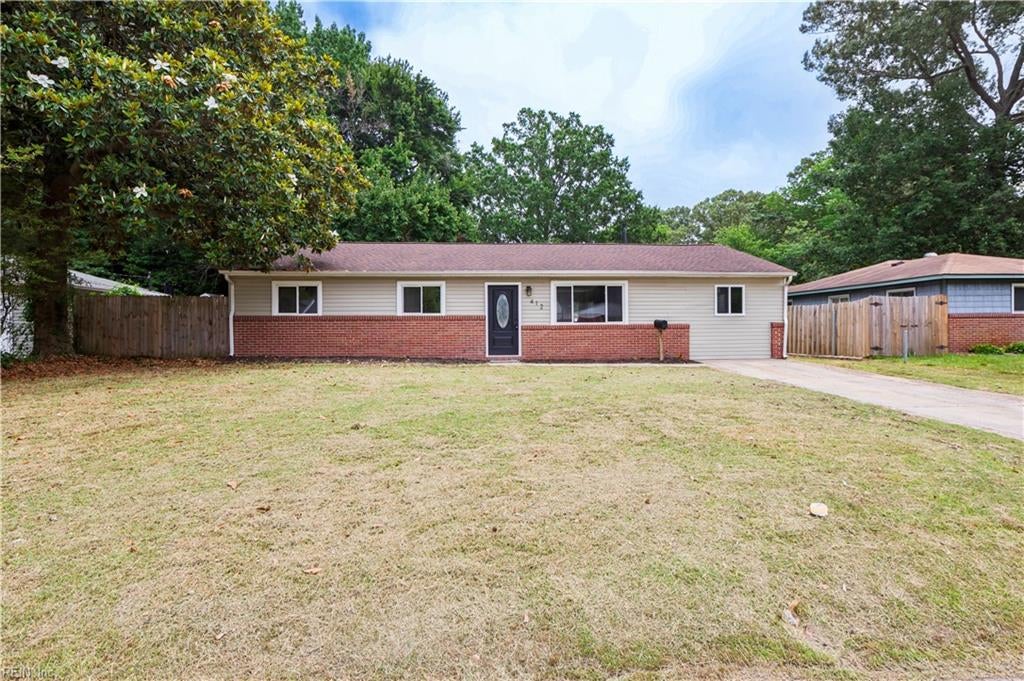 Photo of 412 Lineberry Rd RD, Virginia Beach, VA 23452 (MLS # 10652043)