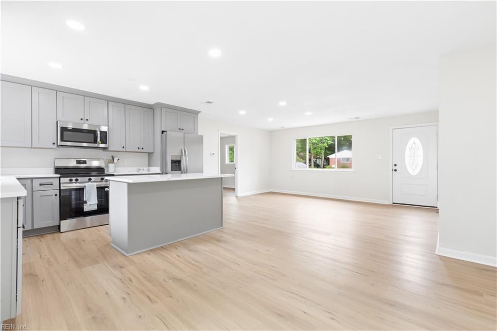 Photo of 412 Lineberry Rd RD, Virginia Beach, VA 23452 (MLS # 10652043)