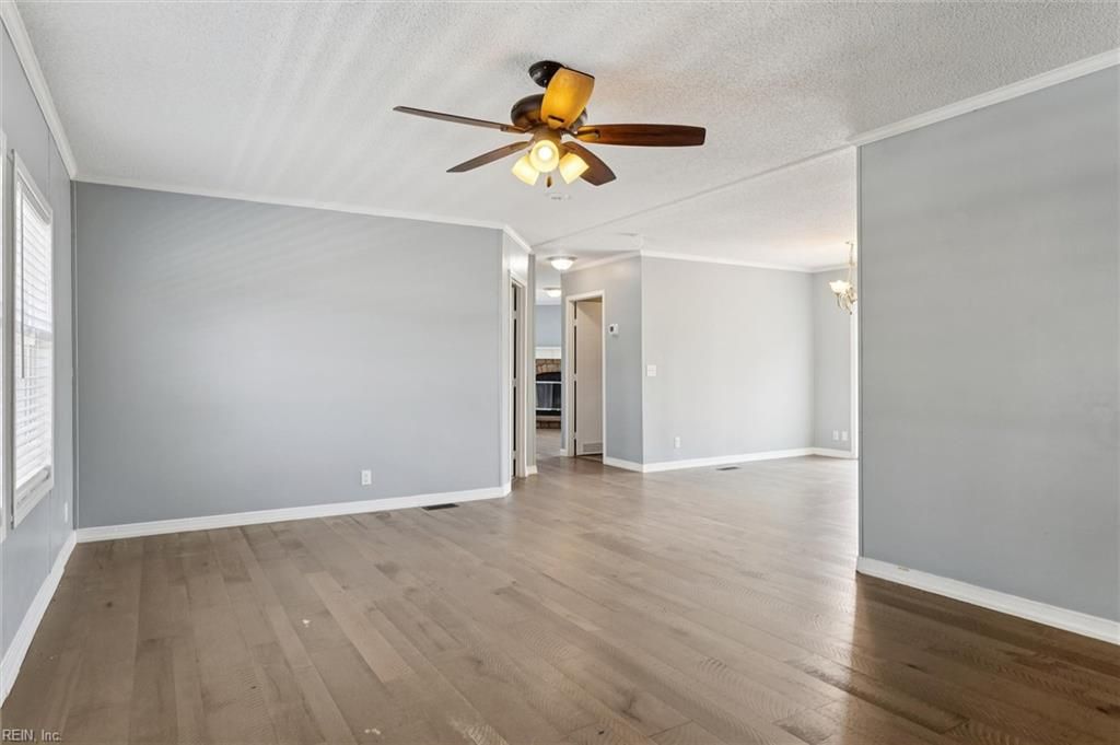 Photo of 1233 Blue Jay Drive, Virginia Beach, VA 23452 (MLS # 10614778)