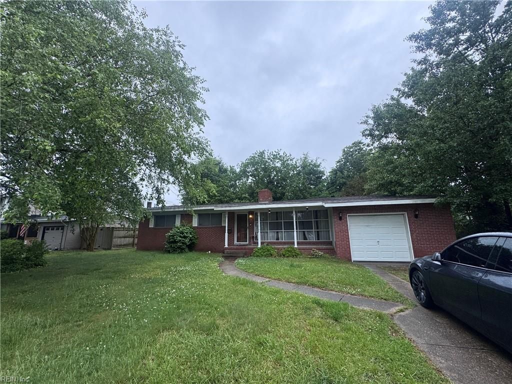 Photo of 321 Caren Drive, Virginia Beach, VA 23452 (MLS # 10636791)