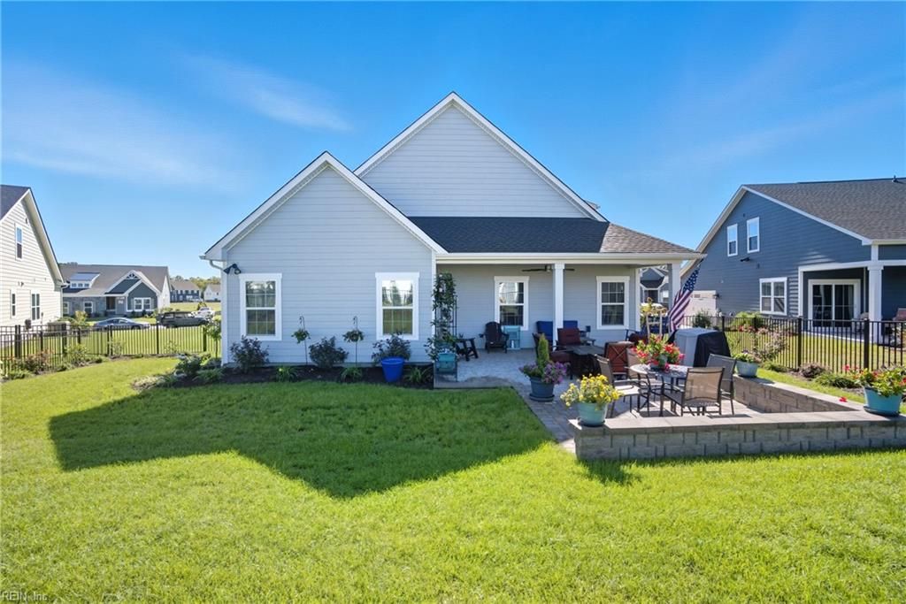Photo of 121 Ayrshire Loop, Smithfield, VA 23430 (MLS # 10605682)