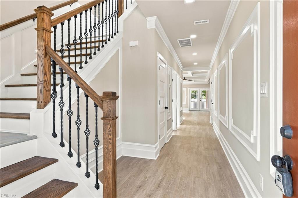 Photo of 37 Buxton Avenue, Newport News, VA 23607 (MLS # 10656358)