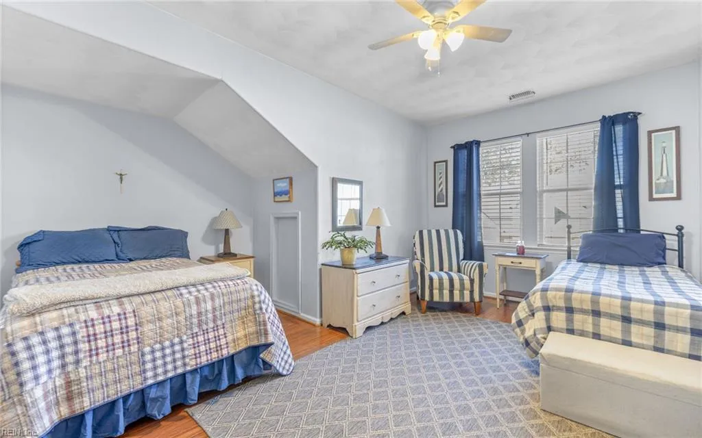 Virginia Beach, Virginia 23455, United States, 4 Bedrooms Bedrooms, ,3 BathroomsBathrooms,Residential,Pending,20470