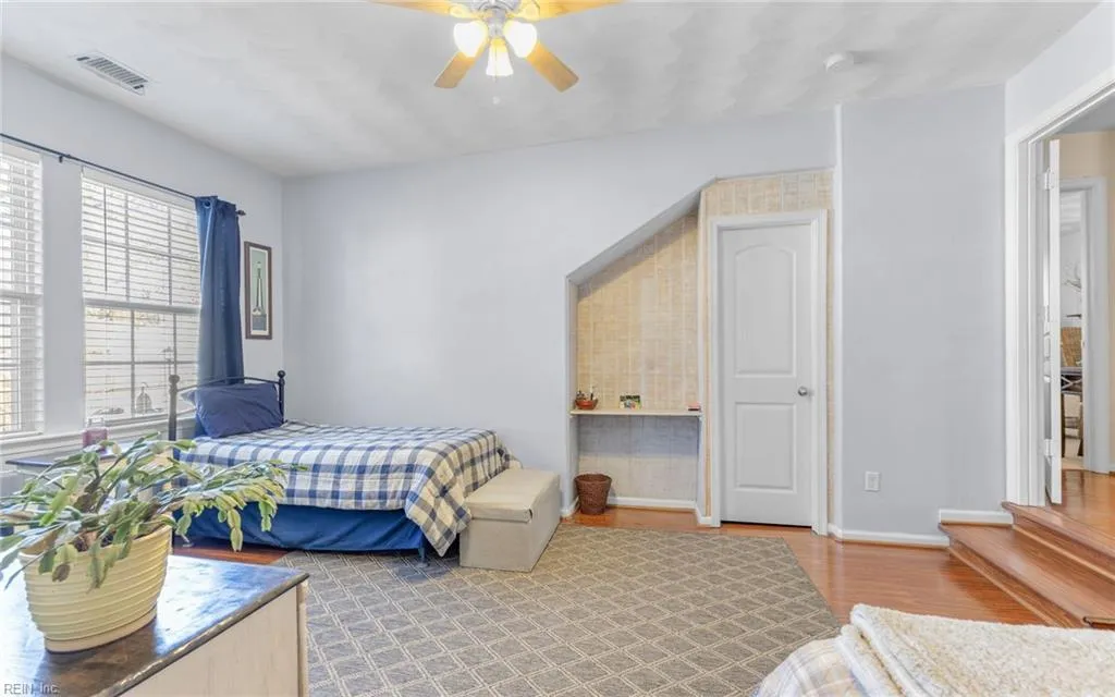 Virginia Beach, Virginia 23455, United States, 4 Bedrooms Bedrooms, ,3 BathroomsBathrooms,Residential,Pending,20470