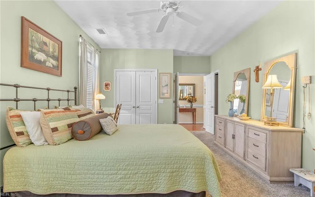 Virginia Beach, Virginia 23455, United States, 4 Bedrooms Bedrooms, ,3 BathroomsBathrooms,Residential,Pending,20470