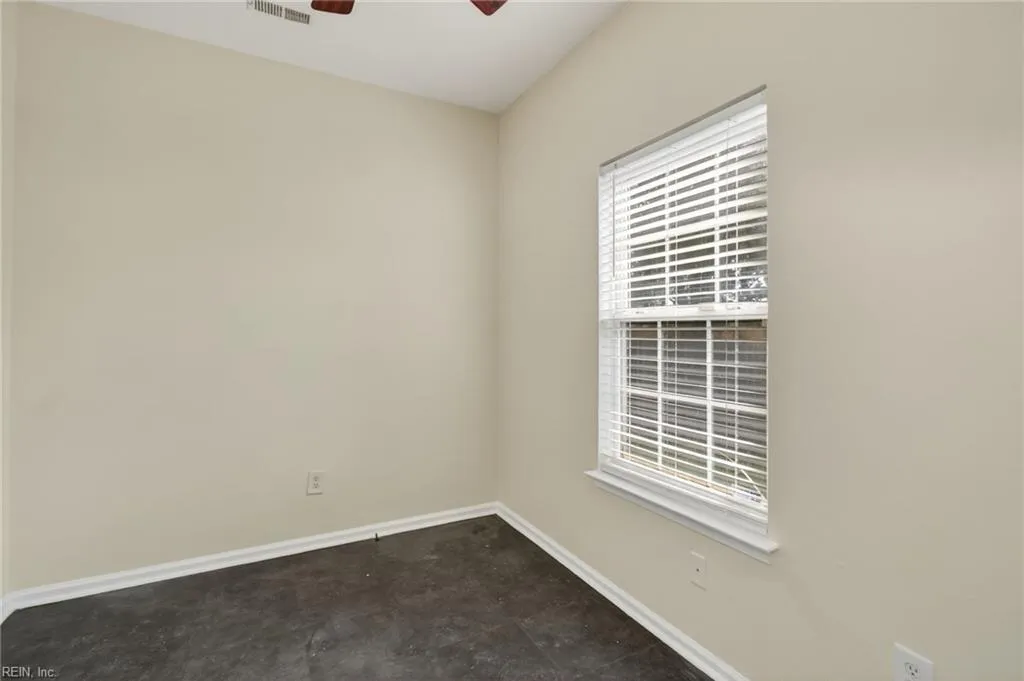 Suffolk, Virginia 23434, United States, 3 Bedrooms Bedrooms, ,3 BathroomsBathrooms,Residential,Active,182475