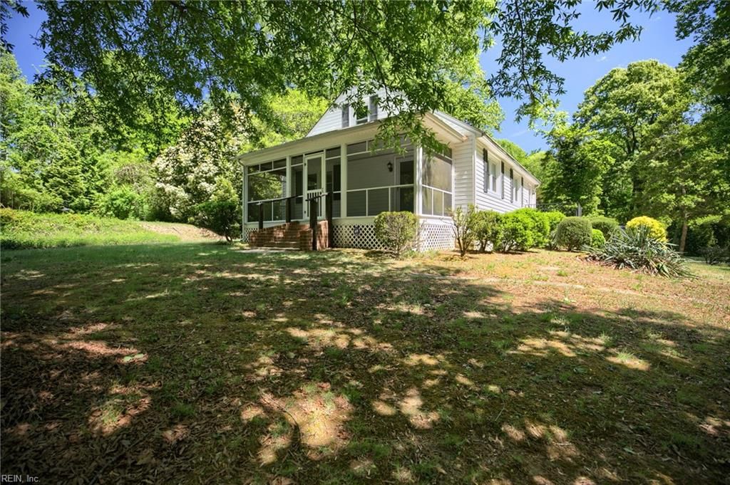 Photo of 59 WEST POINT Road, Lancaster, VA 22503 (MLS # 10630153)