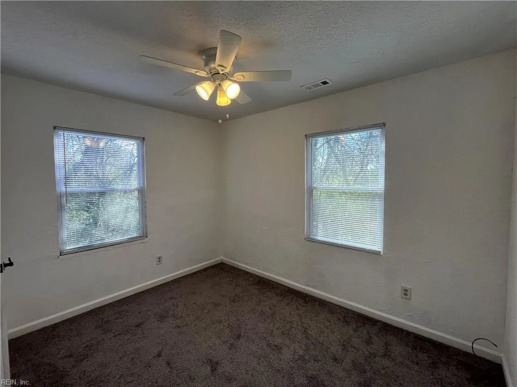 Virginia Beach, Virginia 23454, United States, 3 Bedrooms Bedrooms, ,1 BathroomBathrooms,Residential,Active,17253