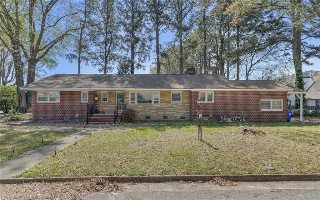 Photo of 752 Pueblo Road, Newport News, VA 23606 (MLS # 10628463)